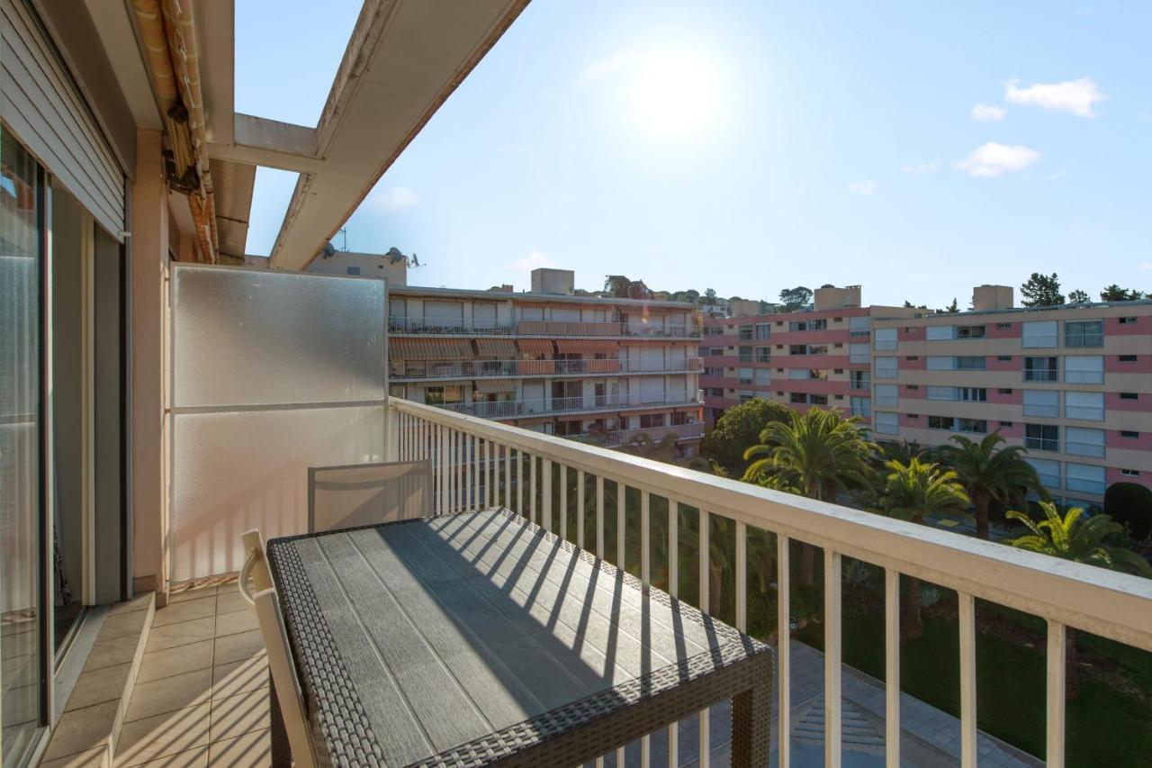 Appartement Clemenceau - Welkeys Vallauris Exteriör bild