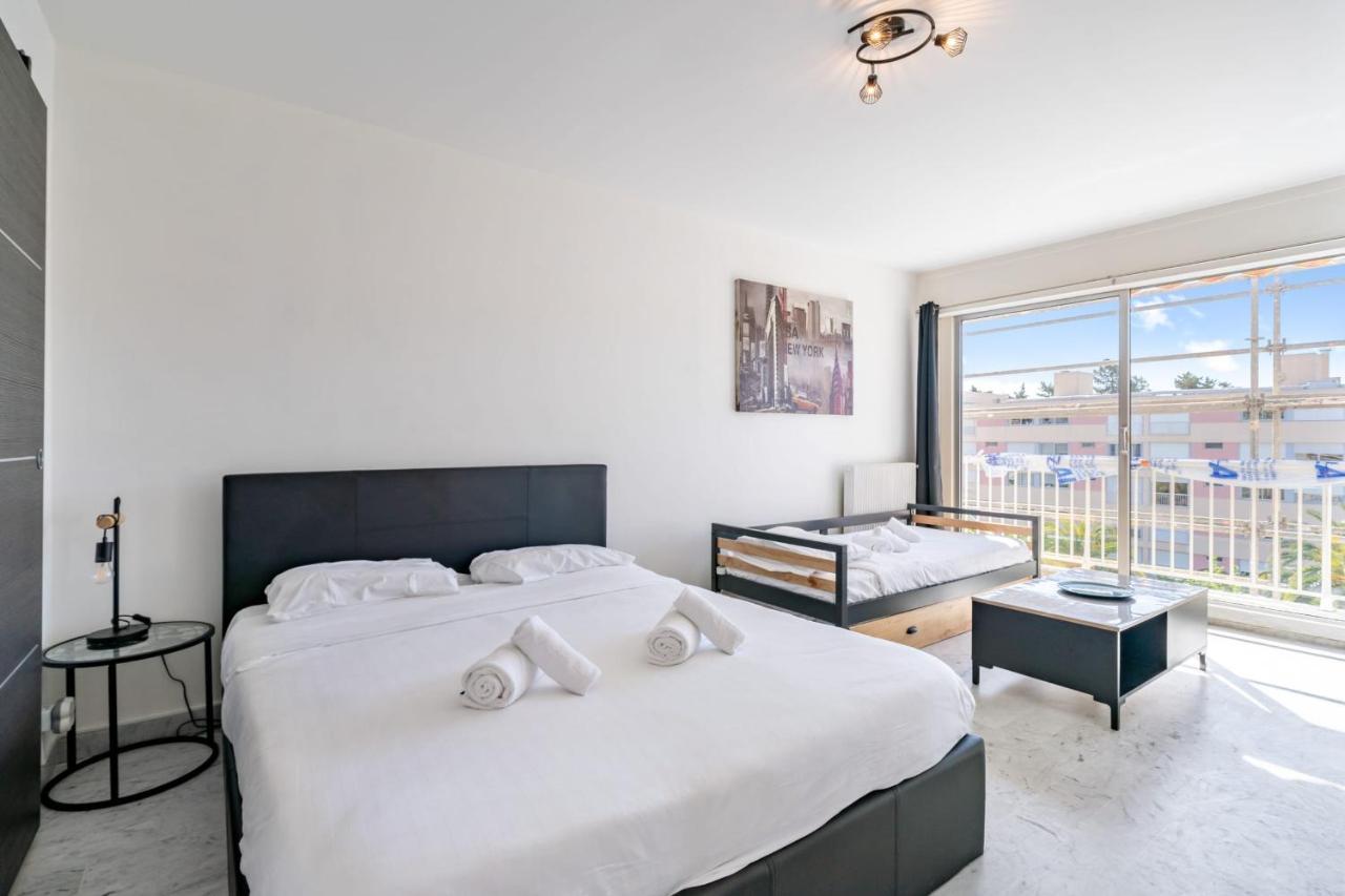 Appartement Clemenceau - Welkeys Vallauris Exteriör bild